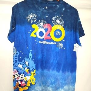 NWT 2020 Walt Disney World T-Shirt Tie Dye UNISEX Size Medium Mickey Mouse Goofy
